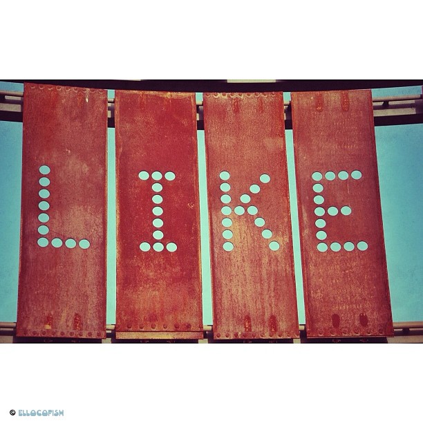 Key Parts of a Social Media Staff Policy Your Boss Needs to Know!